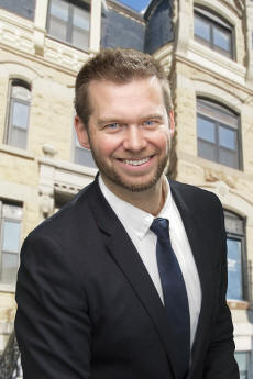 Alex Kay Real Estate Broker Downtown Montreal