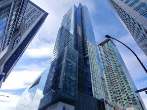 L'Avenue condos for sale and for rent Golden Square Mile
